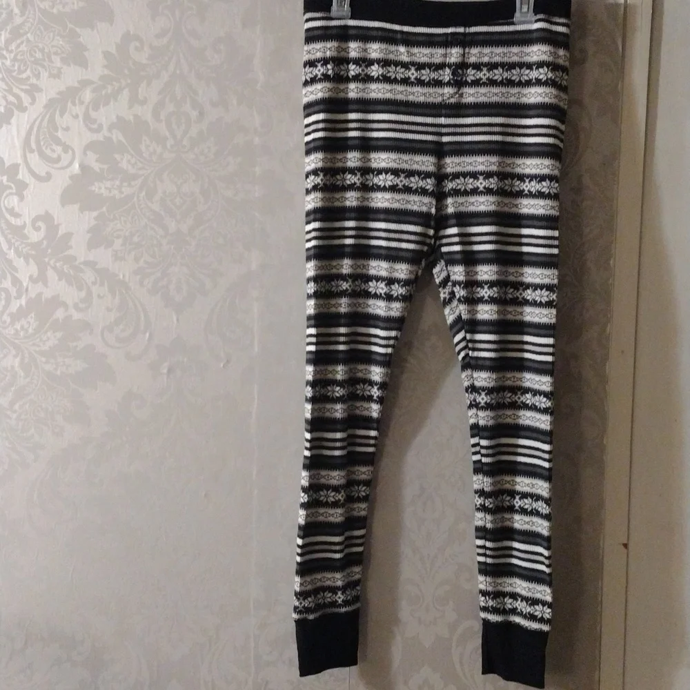 Old navy boy's pajama bottoms L